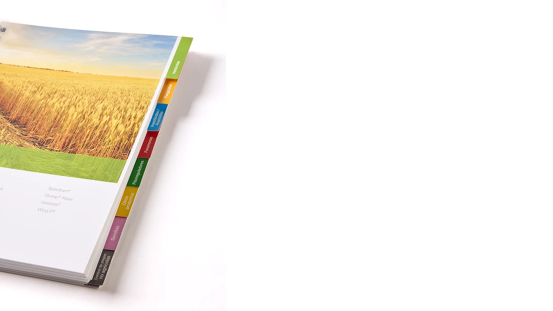 Détail latéral des onglets du catalogue BASF, organisé par type de produits phytosanitaires.